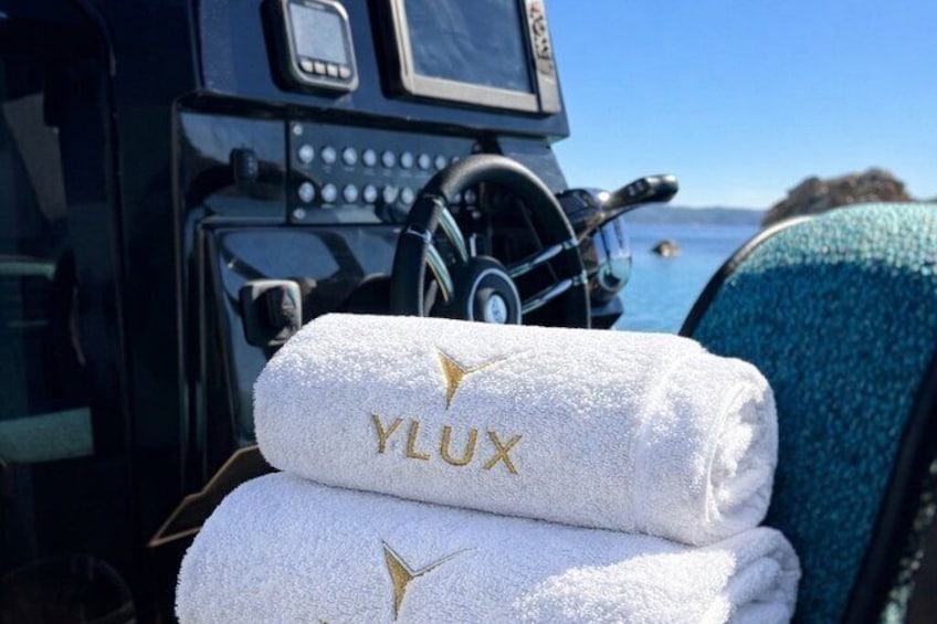 Luxury Inflatable Boat Tour in the Archipelago of La Maddalena 4