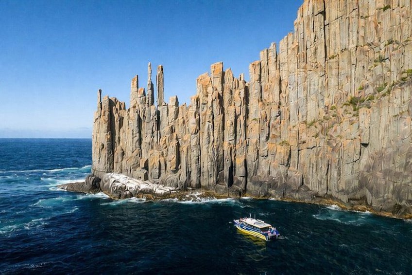 Hobart Cape Hauy Adventure Hike Dramatic Cliffs and Wild Beauty 1