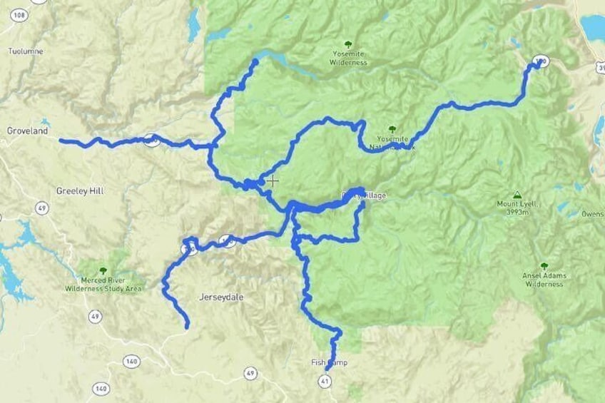 Mapa de la zona agreste de Yosemite que muestra senderos señalizados y áreas circundantes como Merced River Wilderness Study Area, Groveland y Fish Camp. 2