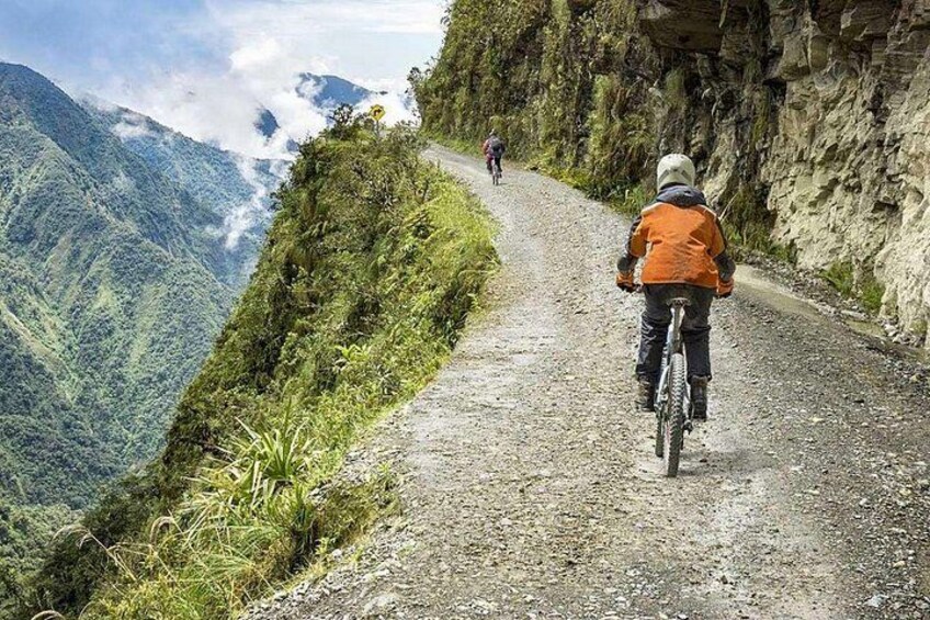 Bolivias Iconic Death Road Bike Adventure in La Paz 1