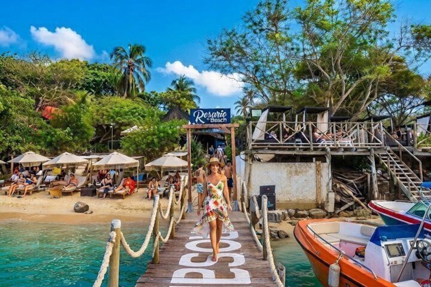 Cartagena Rosario Islands 3 club beach VIP, big island 2