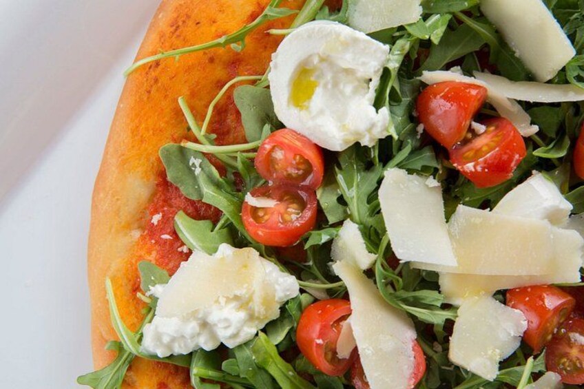 Pizza Cooking Class in Los Angeles with 2 Course Meal 2