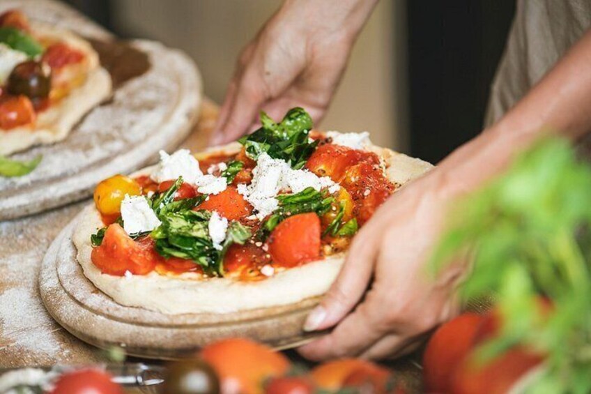 Pizza Cooking Class in Los Angeles (Includes 2-Course Meal) 2