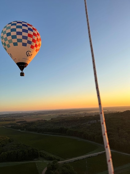 Picture 3 for Activity Burgundy: Hot Air Balloon Flight over Vineyards near Beaune 2