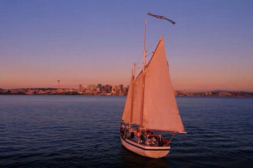 An absolute “Seattle Must Do! ” We will set the sails, turn off the engine, and relax as the cool sea breeze powers us through the Puget Sound. 1