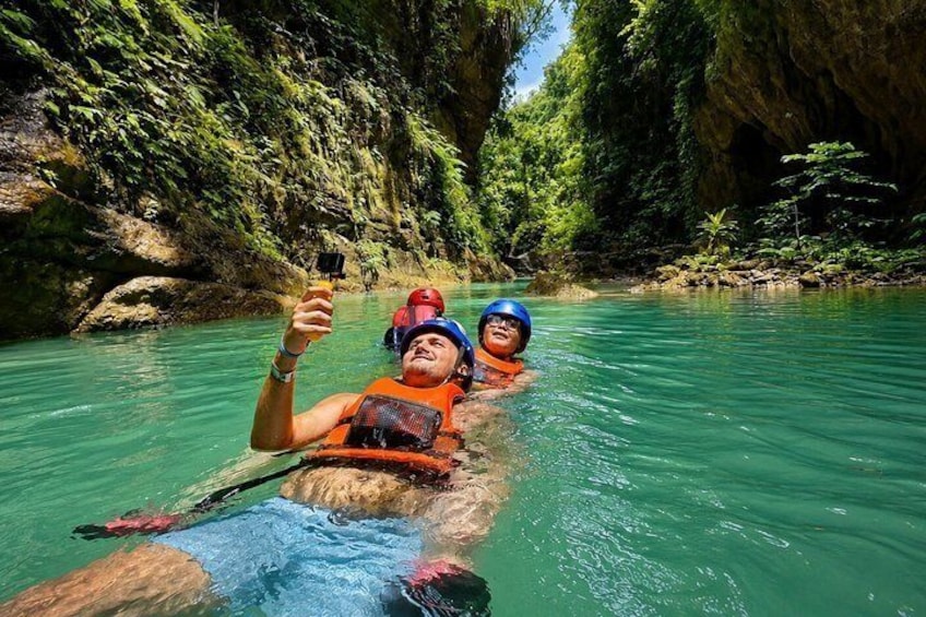 Cebu Kawasan Falls Canyoneering with Zipline and Lunch 3