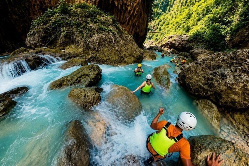 Cebu Kawasan Falls Canyoneering with Zipline and Lunch 1
