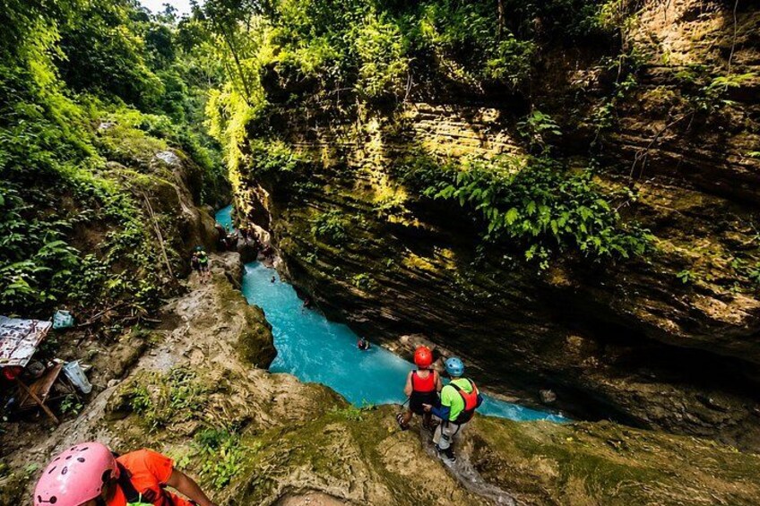 Cebu Kawasan Falls Canyoneering with Zipline and Lunch 5