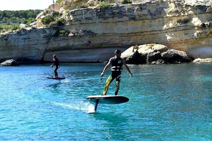 eFoil Experience Mallorca – Private Trio Session (3 Riders) 5
