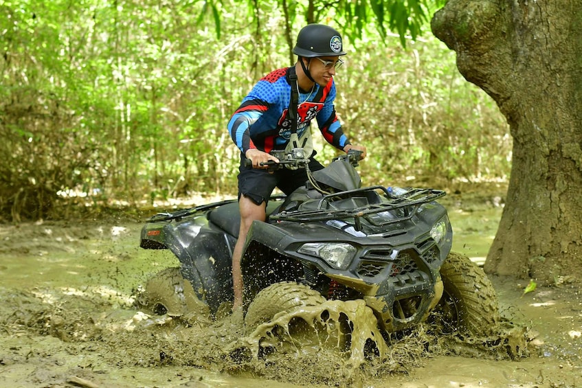 Picture 8 for Activity Boat safari + quad bike and pool party 2