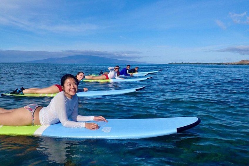 Large Family Surf Lesson Rate for 5+ People at Ukumehame Beach 1