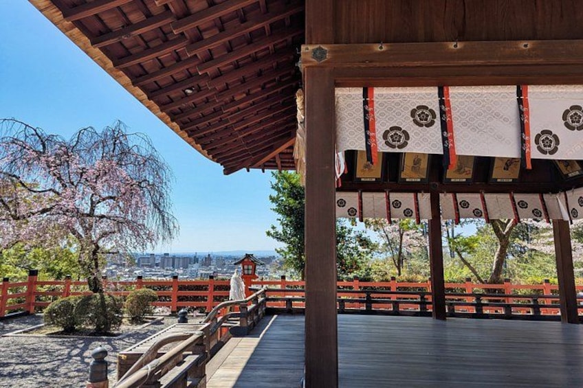 Kyoto Nishijin Afternoon Walk: Culture, Shrine Views & Local Eats 3