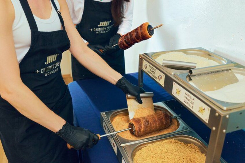 Budapest Traditional Chimney Cake Kurtoskalacs Workshop 2