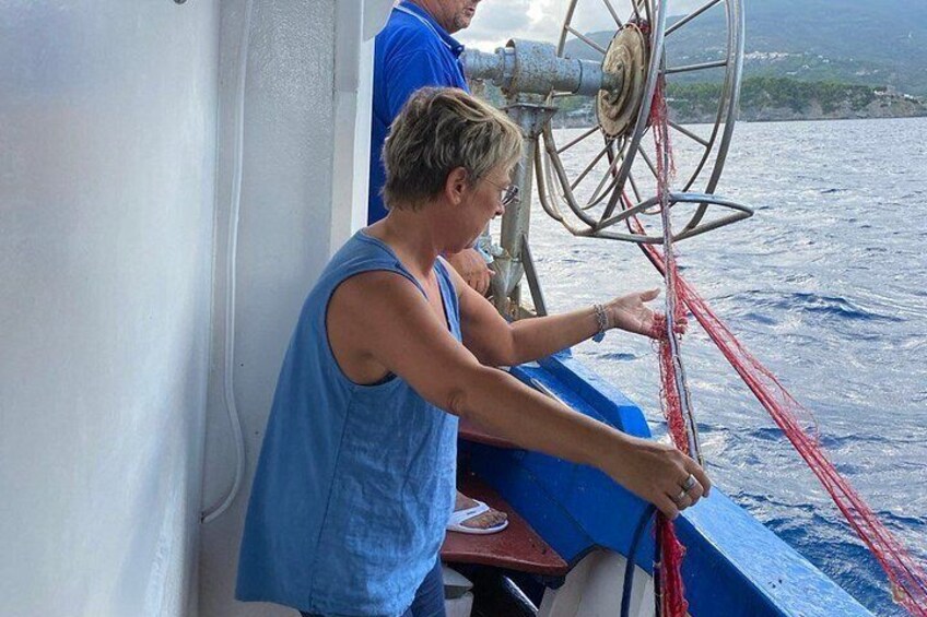 Fishing on the Island of Elba with lunch on board 4