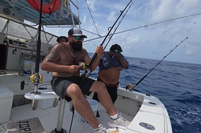 The Ultimate Cozumel Fishing Experience 4