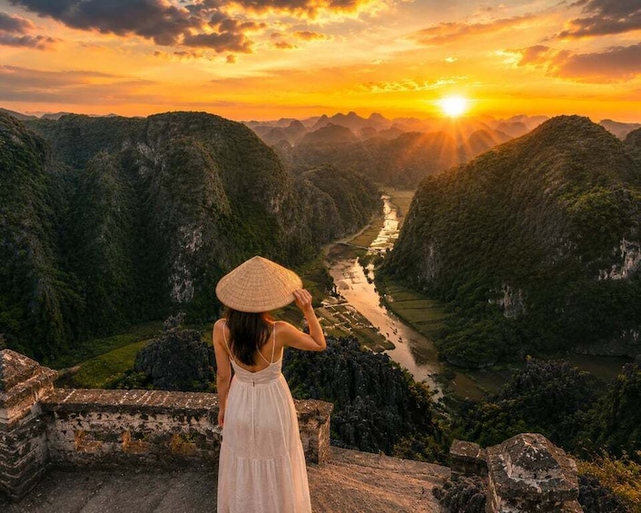 Picture 20 for Activity Ninh Binh: Trang An Boat Ride, Bich Dong, Mua Cave Sunset 3