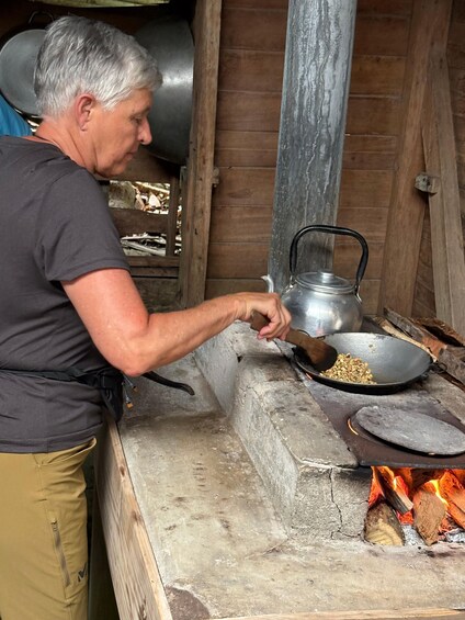 Picture 17 for Activity Monteverde: Authentic Coffee Tour with Local Family 2
