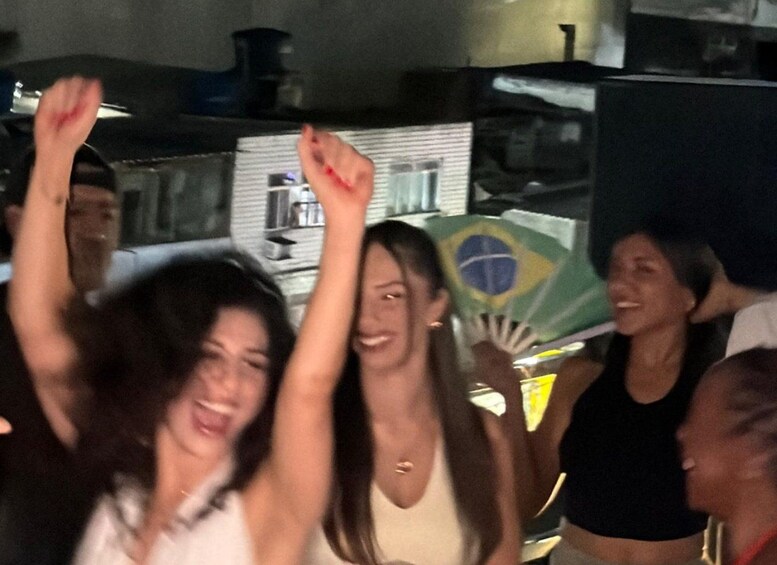 Picture 35 for Activity Pubcrawl & Real Favela Party in Rocinha with Locals 3