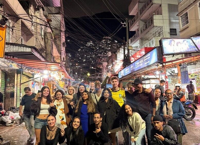 Picture 36 for Activity Pubcrawl & Real Favela Party in Rocinha with Locals 5
