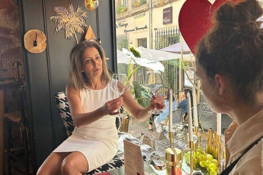 Avignon Tailored Tour: Luxury Shopping & Artisan Tastings 5