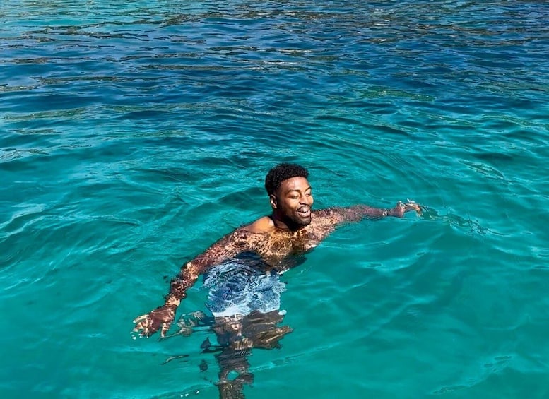 Picture 3 for Activity Cagnes : Snorkeling & Scenic Swim Stop to Cap d' Antibes 5