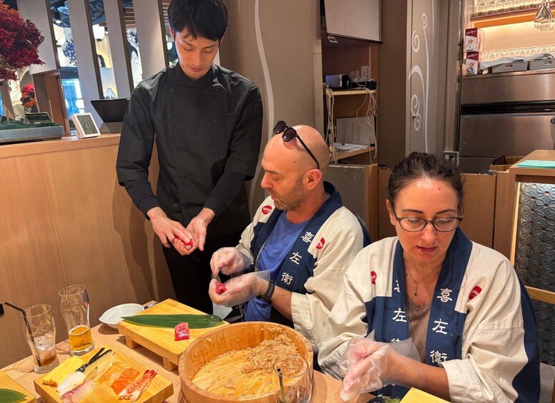 Picture 418 for Activity Kyoto: Sushi Making Class at Sushi Restaurant Before Open 4