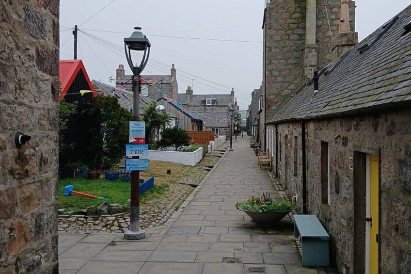 Aberdeen Old Harbour Walking Tour Explore History and Mystery 3