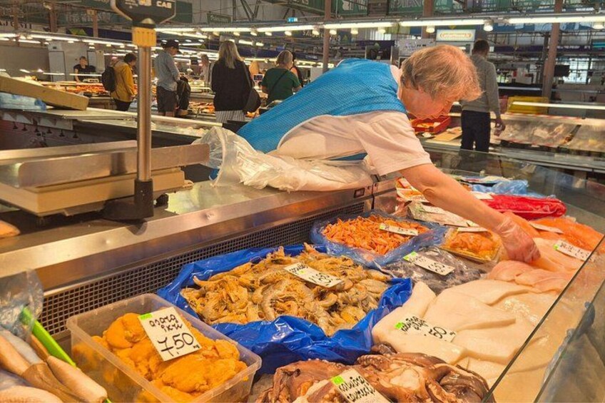 Central Market Guided Tour with Food Tasting from Riga 4