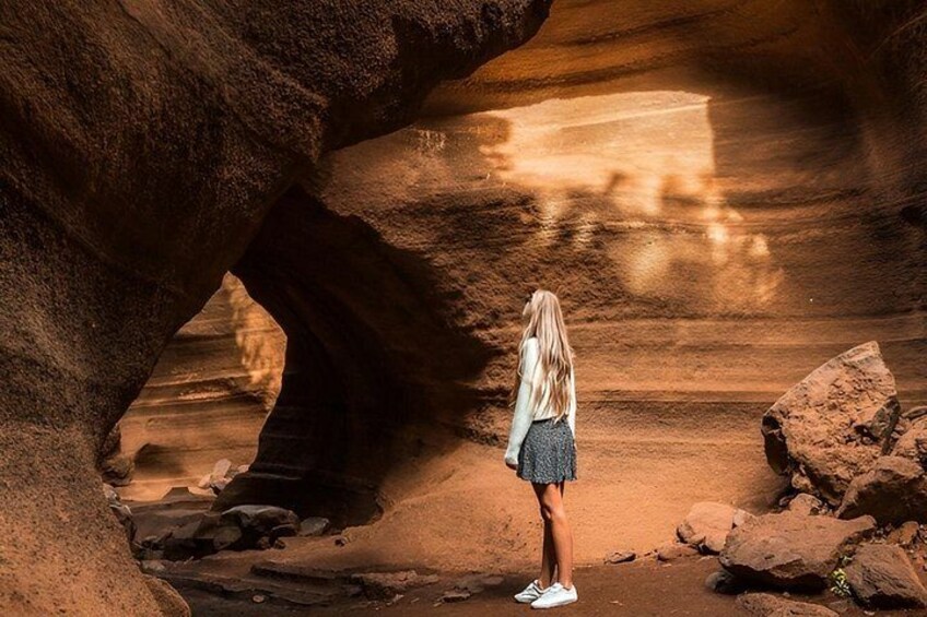 Canyon and Cave Private Photoshoot in Gran Canaria 5