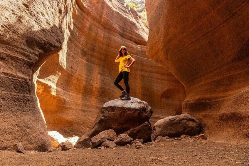 Canyon and Cave Private Photoshoot in Gran Canaria 4