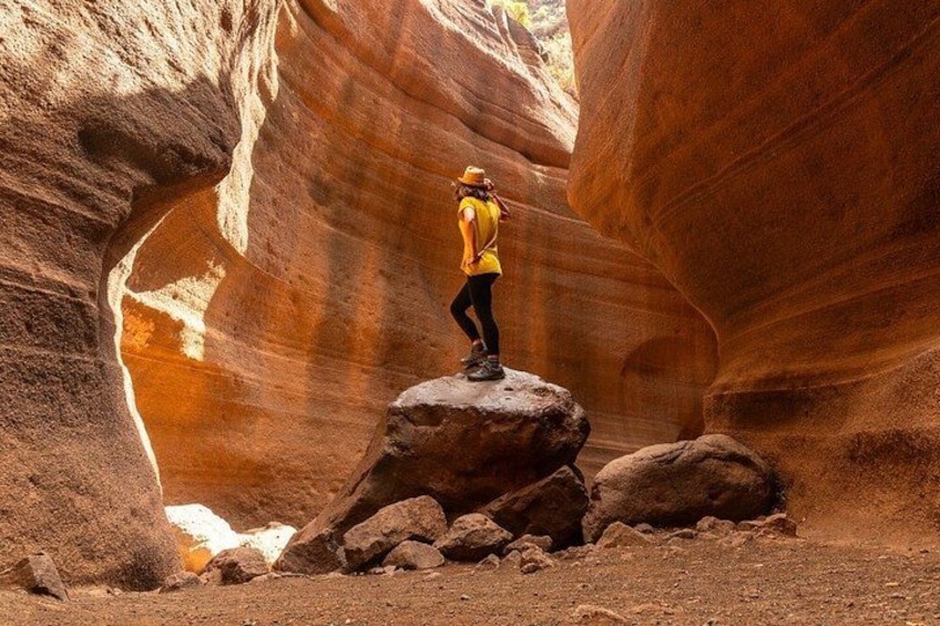Canyon and Cave Private Photoshoot in Gran Canaria 1
