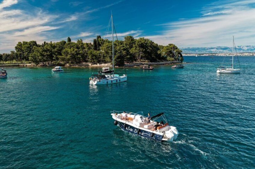 Zadar: Half Day Private Luxury Boat Experience *ALL INCLUDED* 4