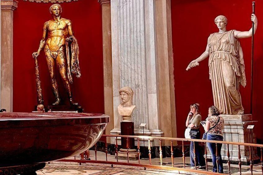 Skip-the-line ticket to the Vatican Museums and Sistine Chapel 2