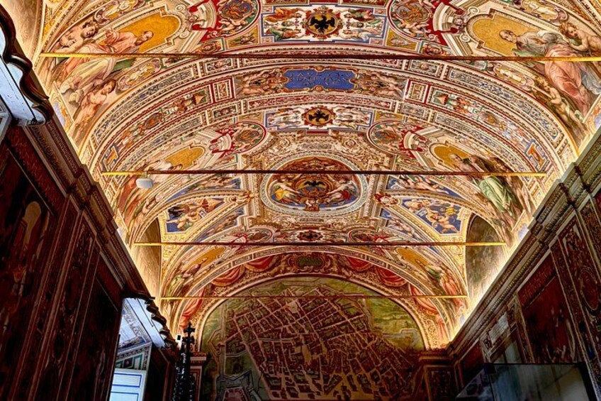 Skip-the-line ticket to the Vatican Museums and Sistine Chapel 4