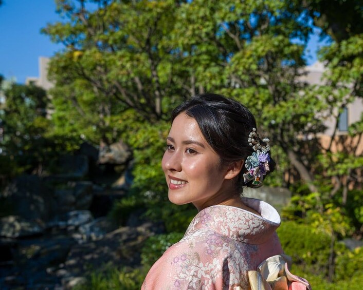 Picture 2 for Activity Tokyo: Asakusa Private Photoshoot – Kaminarimon & Senso-ji 4