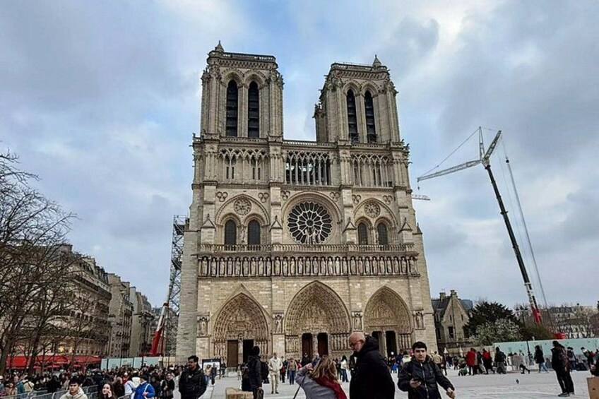Paris’ Gothic Jewels: An Audio Tour 5
