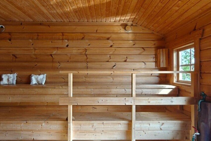 Authentic Lake Sauna and Reindeer Dinner with Locals 4