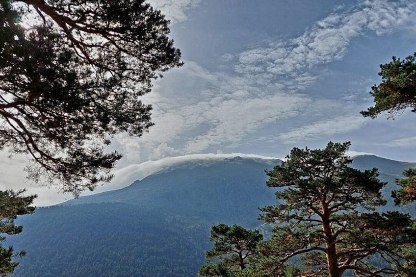 Hiking Boutique The Mythical Schmid Way with Official Guide 4