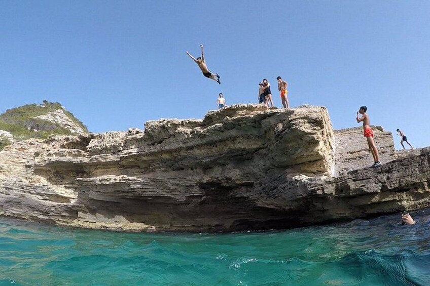 Beach Tour Mallorca Calo des Moro - The Happy Vans 2