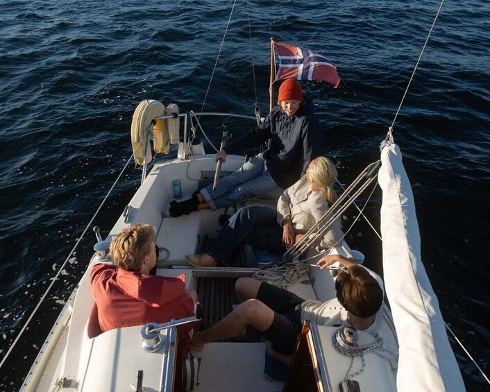 Picture 1 for Activity Oslo: Oslofjord Sailing Tour with Snacks and Drinks 3