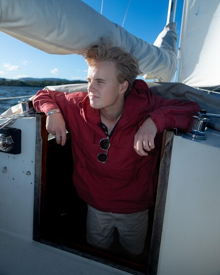 Picture 7 for Activity Oslo: Oslofjord Sailing Tour with Snacks and Drinks 5