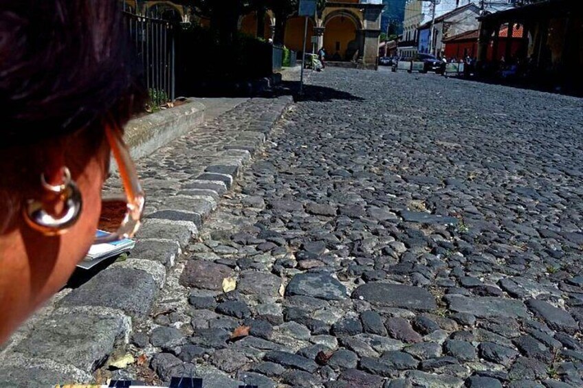Watercolor workshop In Antigua Guatemala - Painting outdoors 2