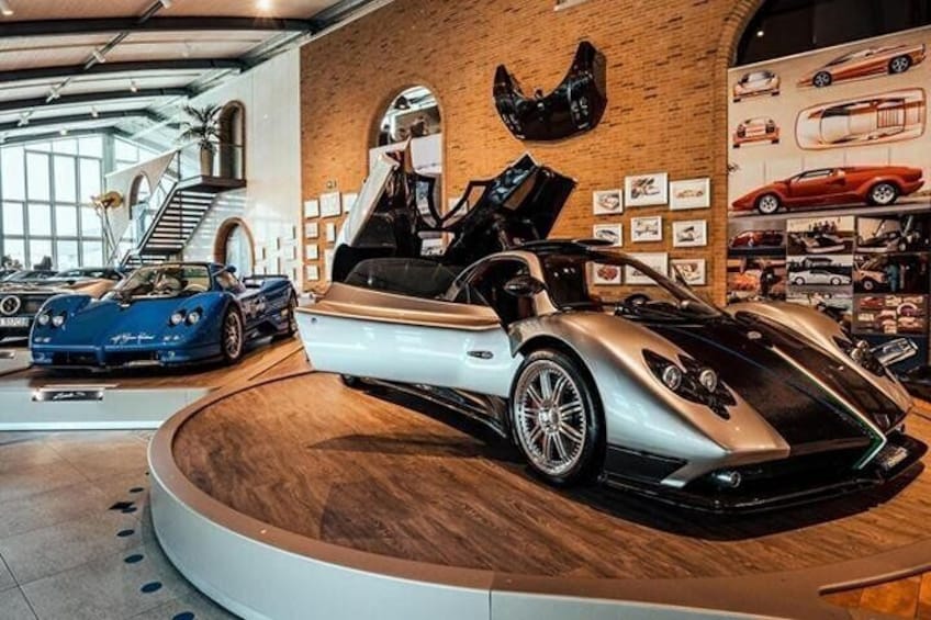 Lamborghini factory, Pagani factory, Ferrari - Italian car tours 1