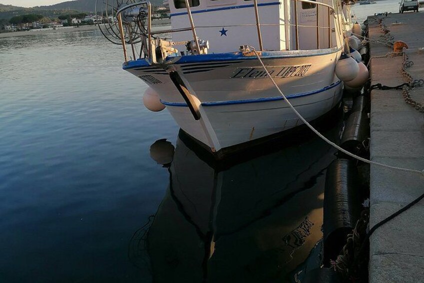Fishing on the Island of Elba with aperitif and dinner on board 4
