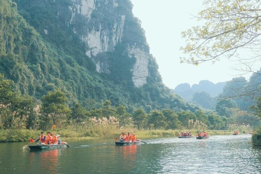 Private Hanoi to Ninh Binh Mua Cave and Trang An Adventure 5