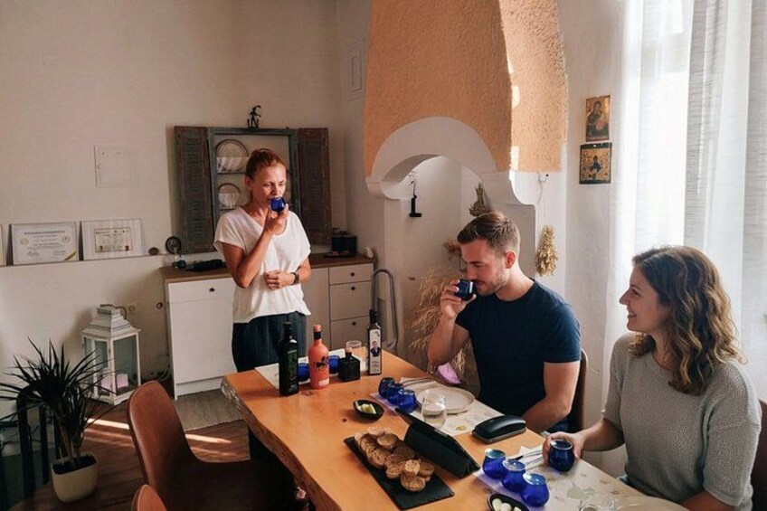 Cretan Olive Oil Tasting Experience 4