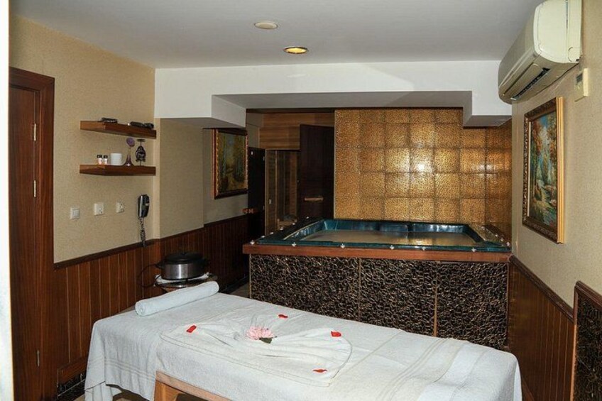 Traditional Turkish Bath Experience in Antalya 4