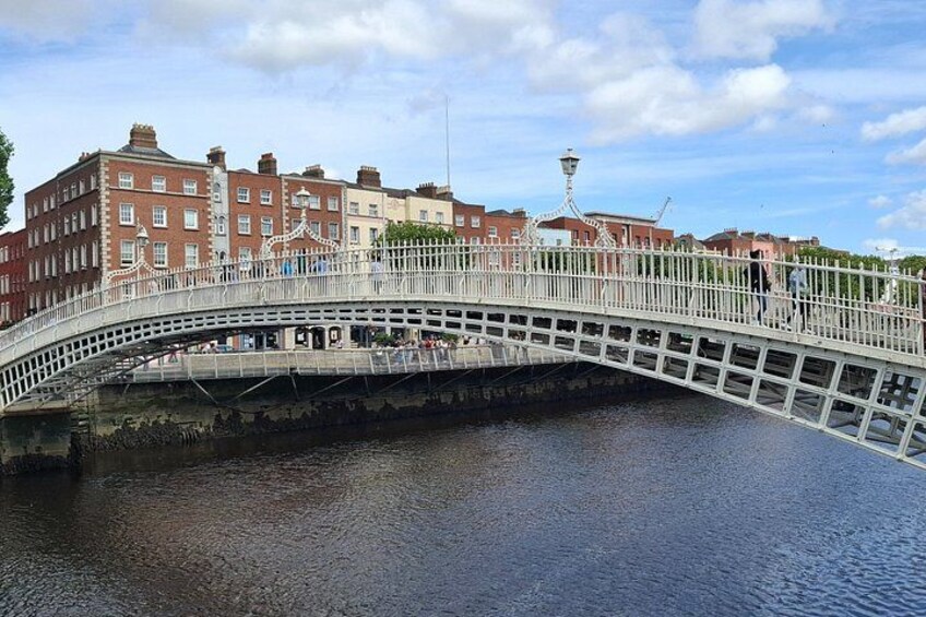 Dublin City Main Sights Private Walking Tour - 2 Hours 30 Minutes 3