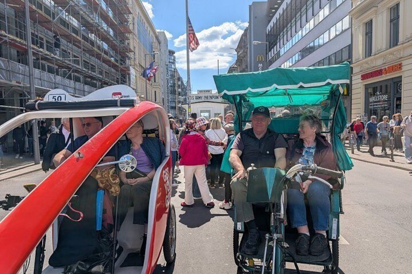 Rickshaw Tour The city of tomorrow in Berlin's Hansaviertel 3