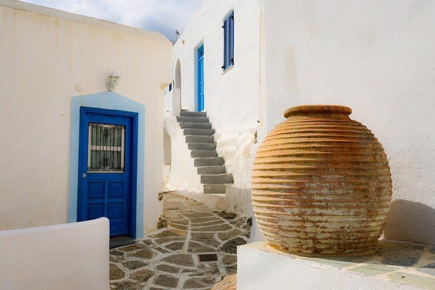 Paros Highlights Tour Paroikia Kolymbithres Lefkes in 4 Hours 3